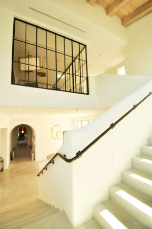 Handrail