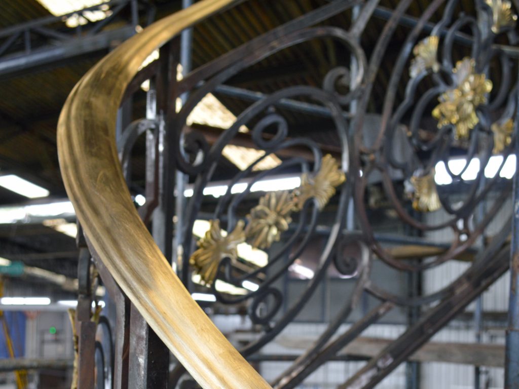 BRONZE HAND RAIL