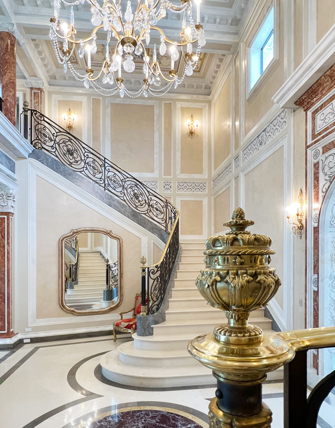 GRAND STAIRCASE VIEW