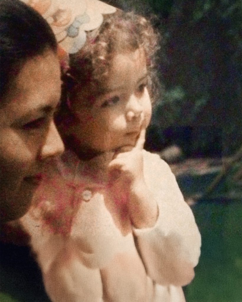 LITTLE VALENTINA WITH HER MOTHER LUZ ANGELA